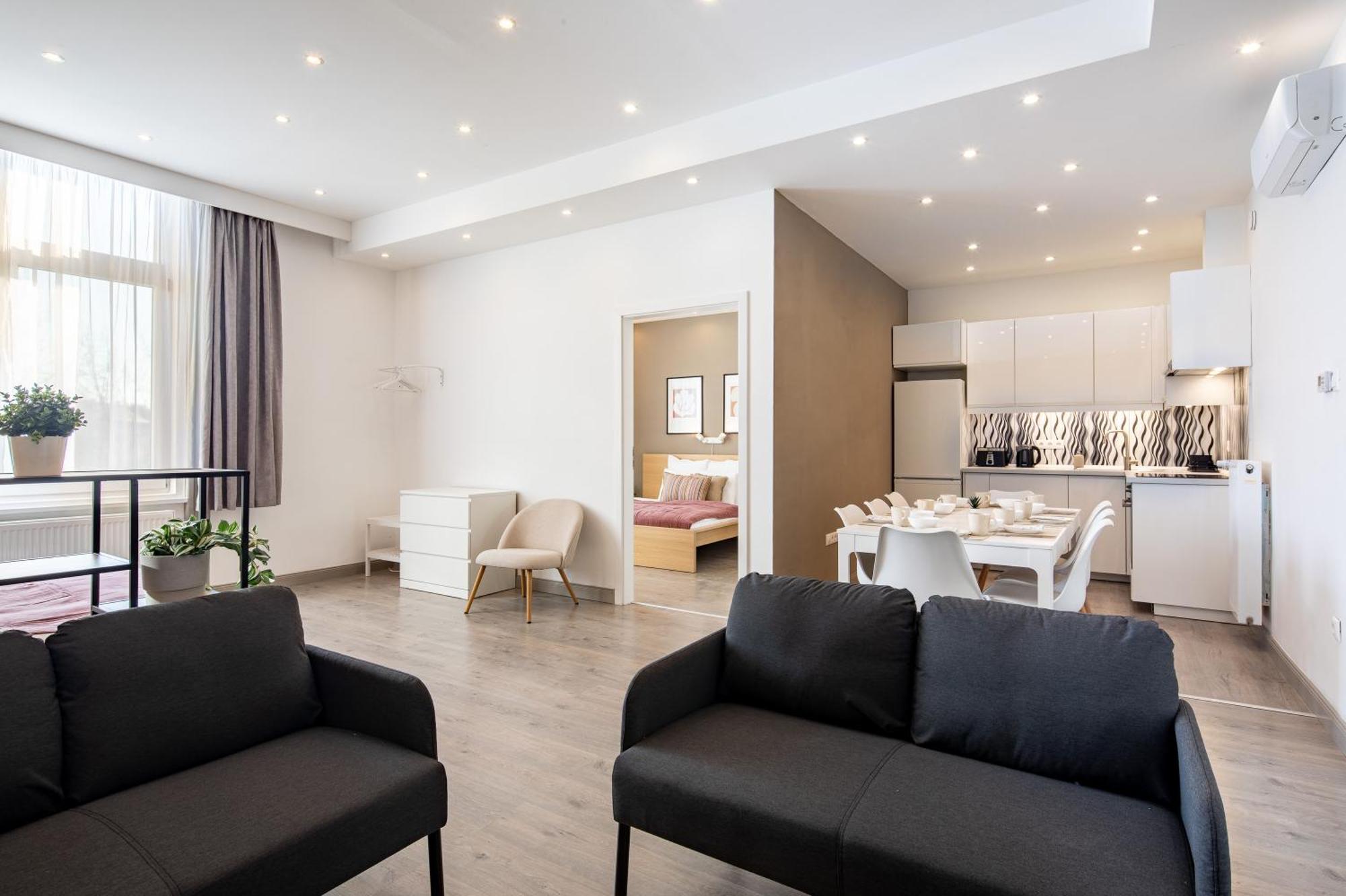 Sunny Three Bedroom Apartament Budapeszt
